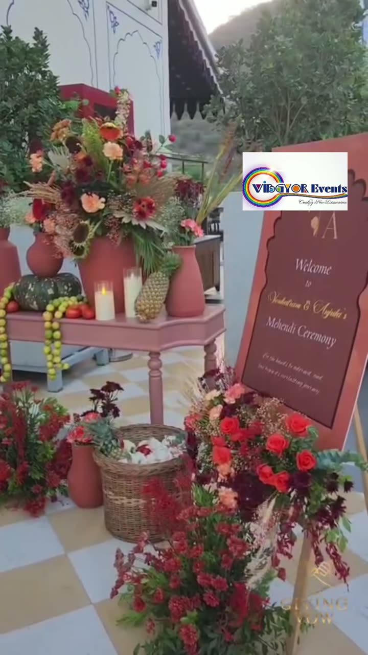 The Mehendi Welcome — Welcome signage & florals